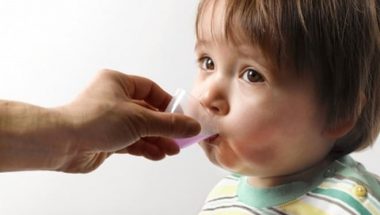 Trẻ bị nhiễm khuẩn đường ruột uống thuốc gì?