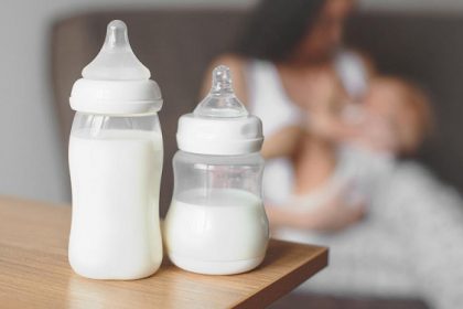 Kinh nghiệm đổi sữa cho trẻ sơ sinh